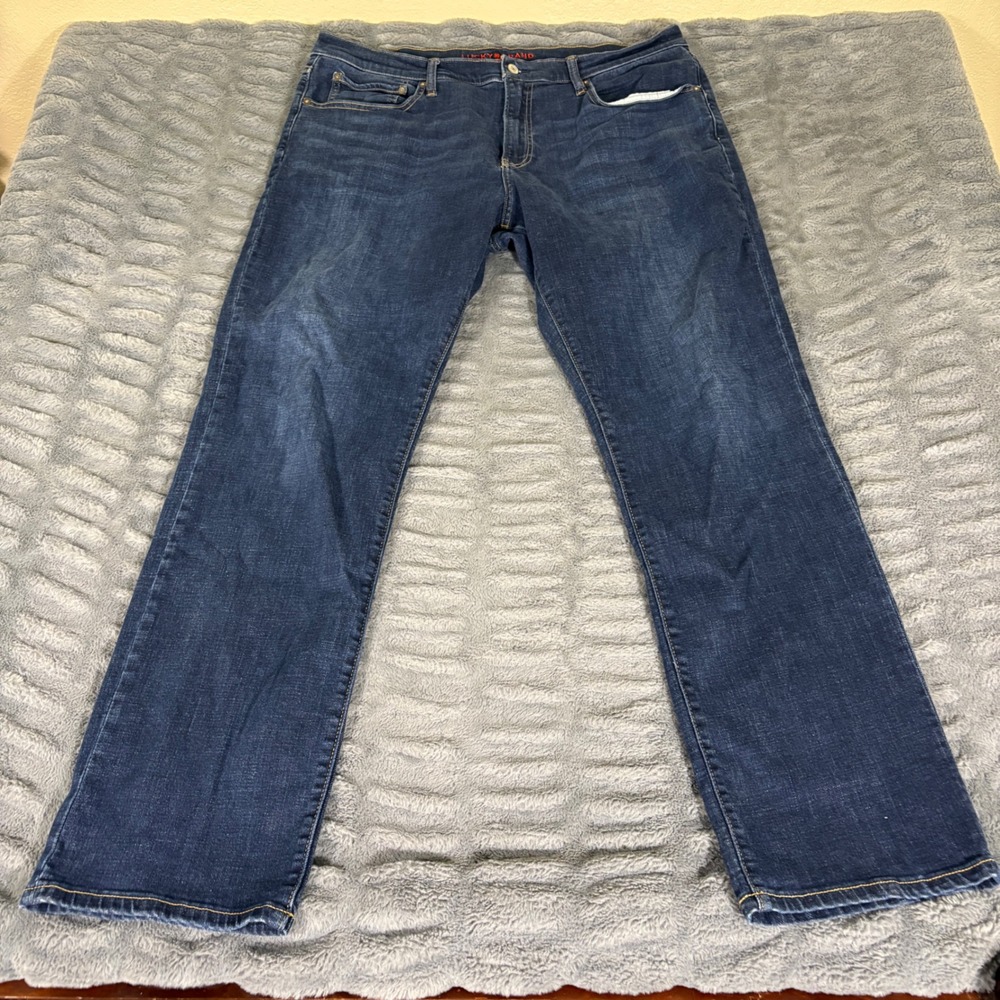 Lucky Brand 223 Straight Mens Jeans 38x34 Dark Wash Blue Denim AR909